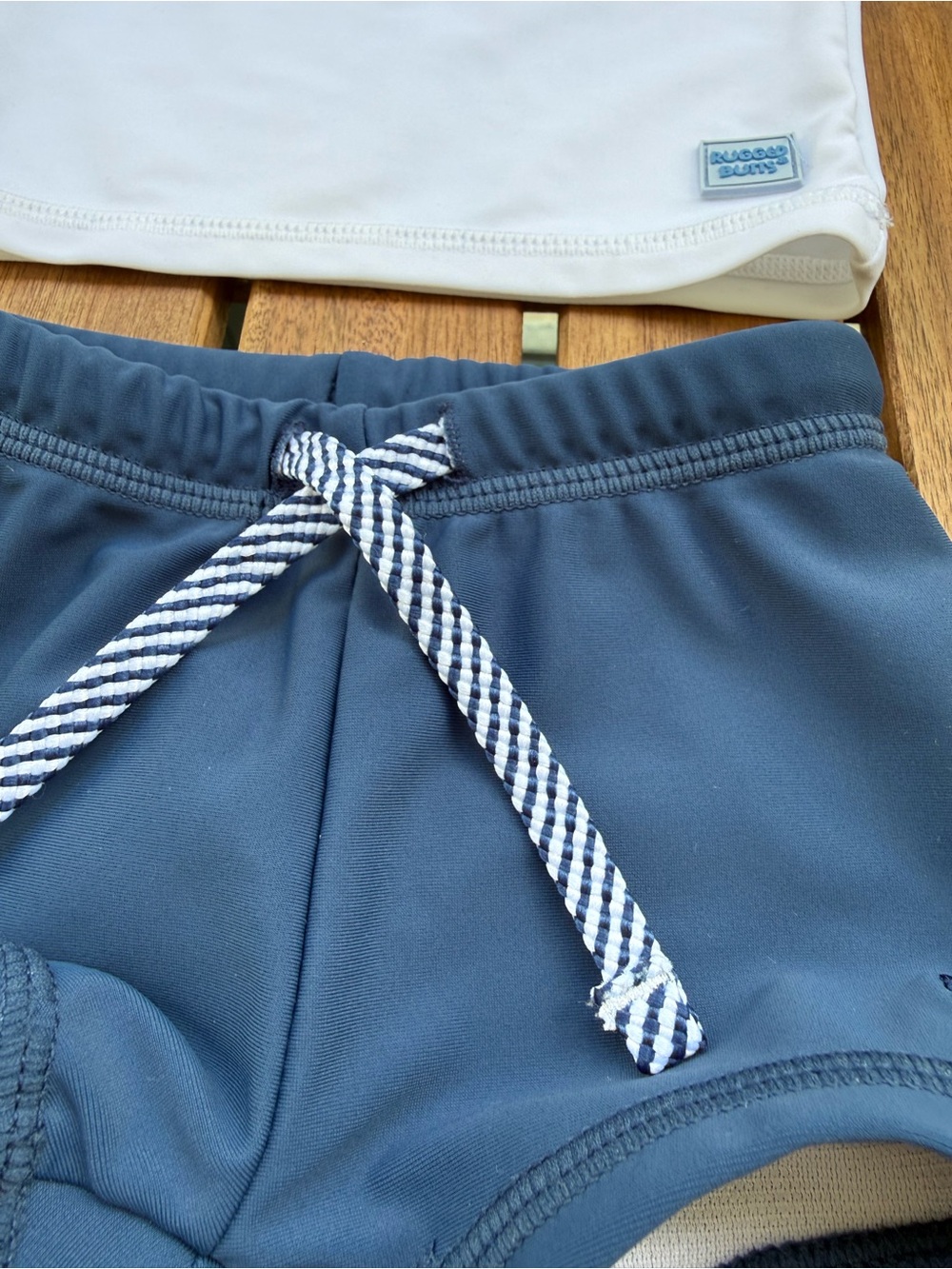 Rashguard Set - Picture 2 of 5